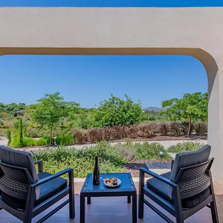 Sunny Hill-2 By Interhome Apartman *